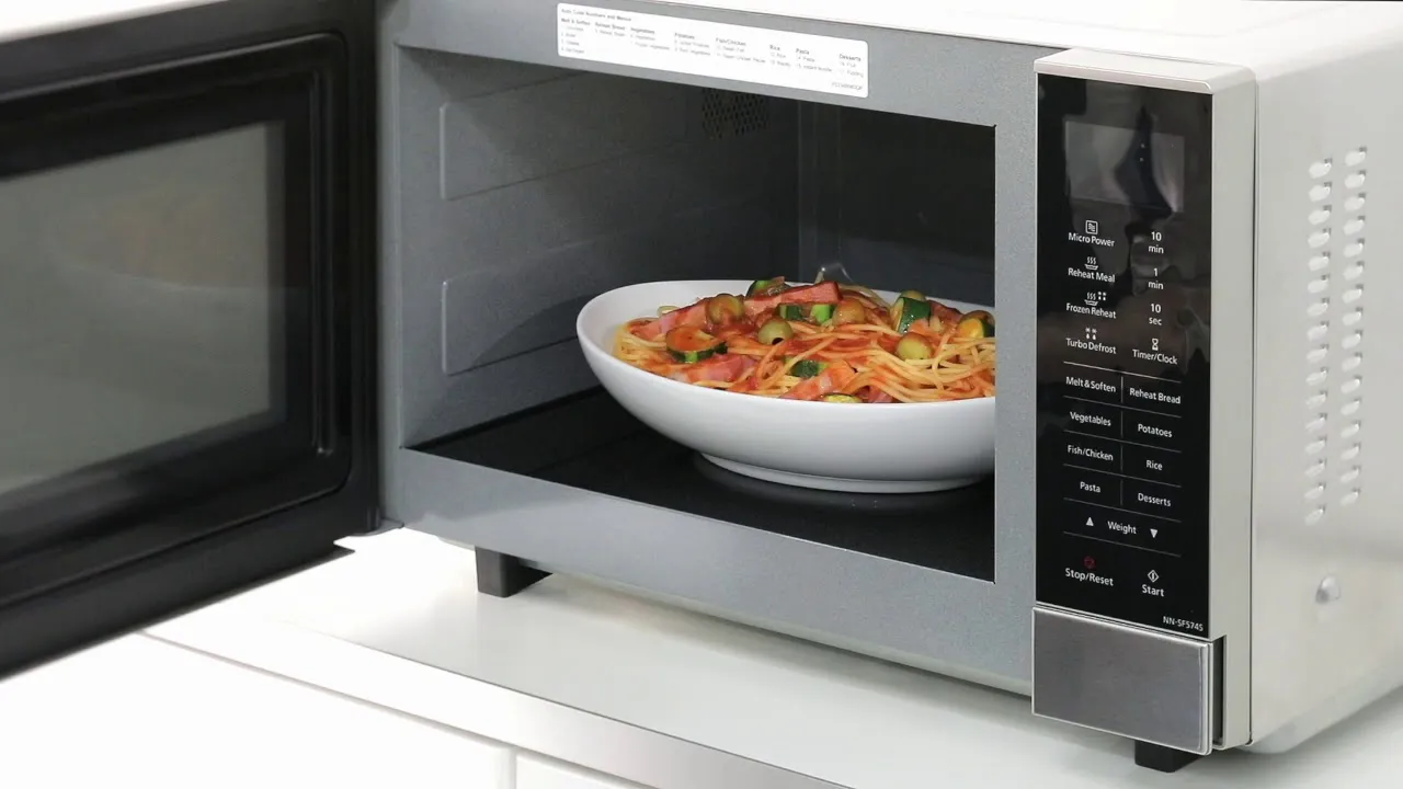 Is a Microwave More Efficient Than an Oven? Net Zero Tips
